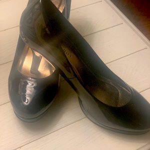 Madden girl black patent heels